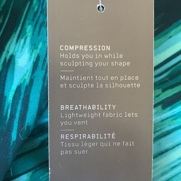 Old Navy workout  compression pants - Picture 5 of 10